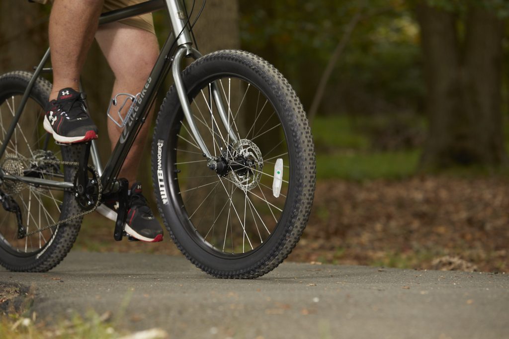 ZizeBikes - Cycling Safety Tips: How to Cycle Safely Through Intersections - Zizi Bikes