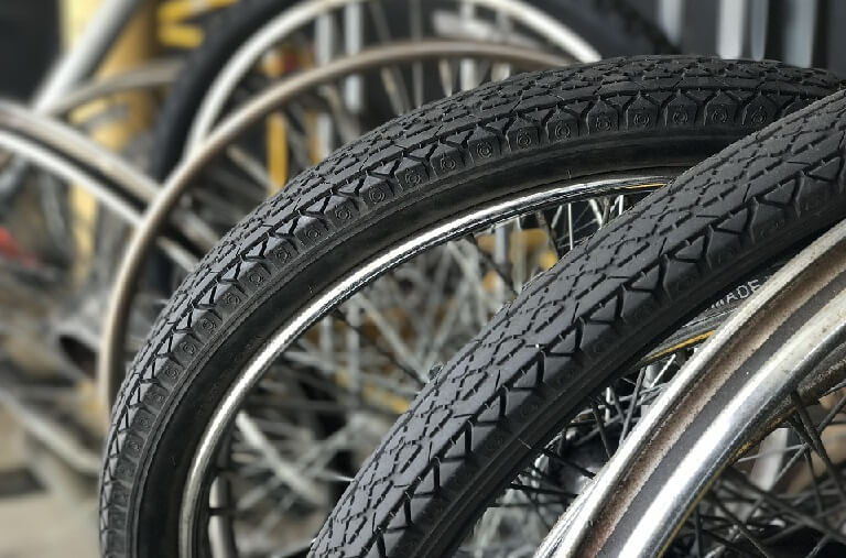 ZizeBikes - Cycling: How to Fix a Punctured Tire - how to fix a punctured bike tire - how to fix a punctured bike tire